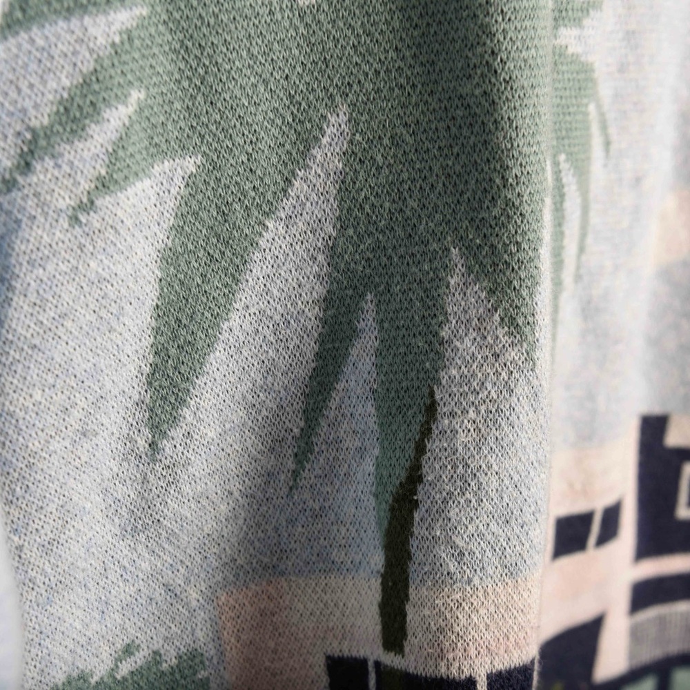 Bonobos instarsia sweater with poolside scene, size men's XL - Picture 3 of 7